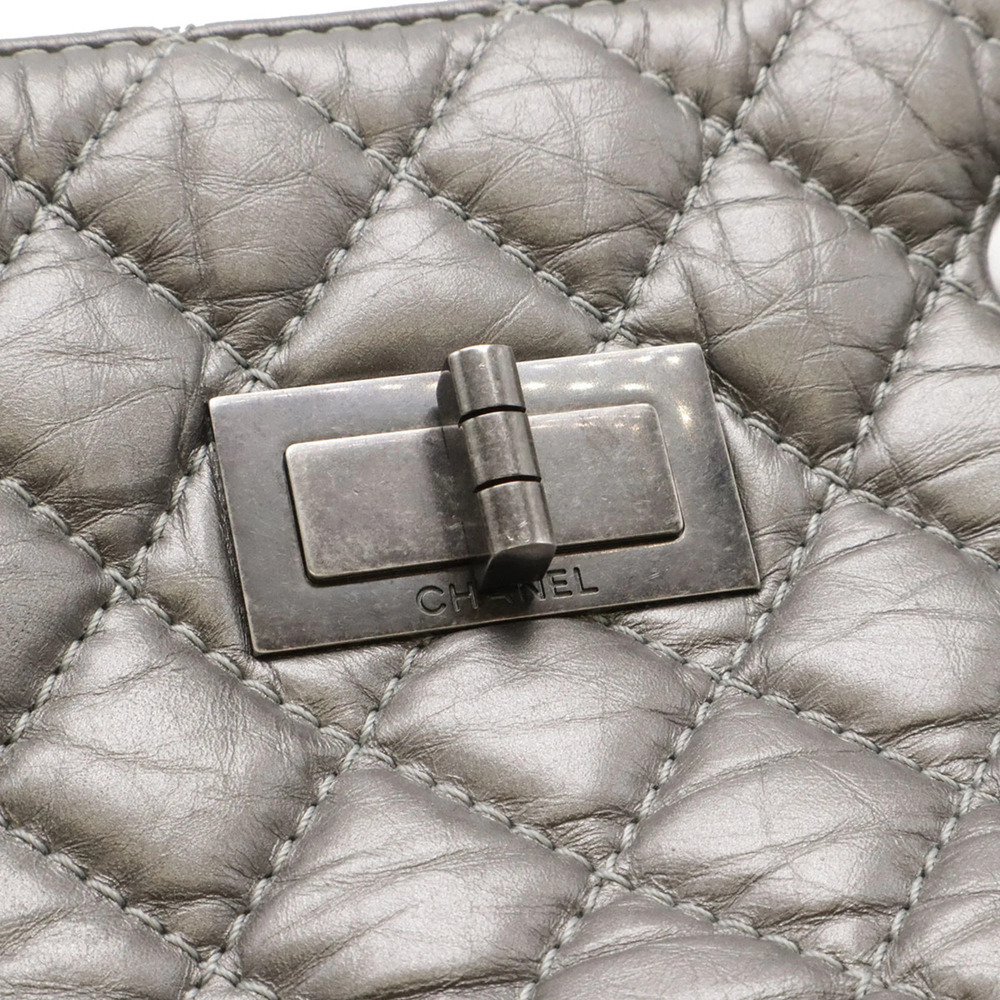 CHANEL Silver Leather Shoulder Bag - Picture 5 of 10